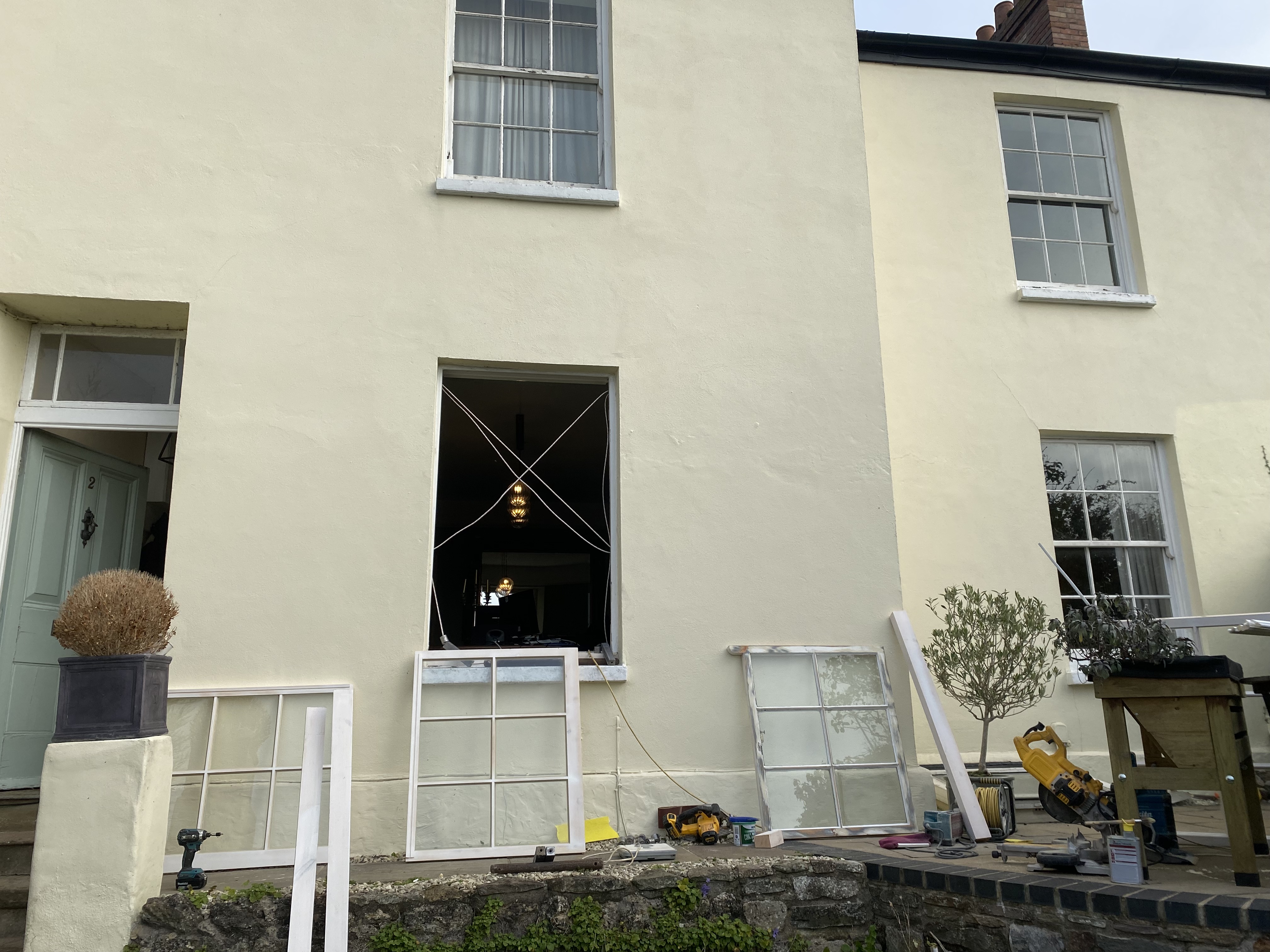 accoya hardwood sash windows bristol